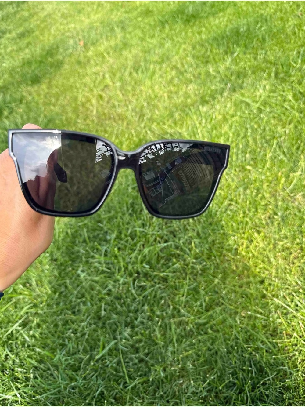 Burberry Black Sunglasses with Signature Check Arms - Picture 3 of 5